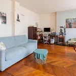 Peaceful & Inviting 2Bd Apartmentlatin Quarter